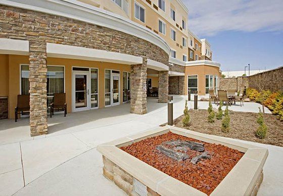Courtyard Des Moines Ankeny Hotel Exterior foto