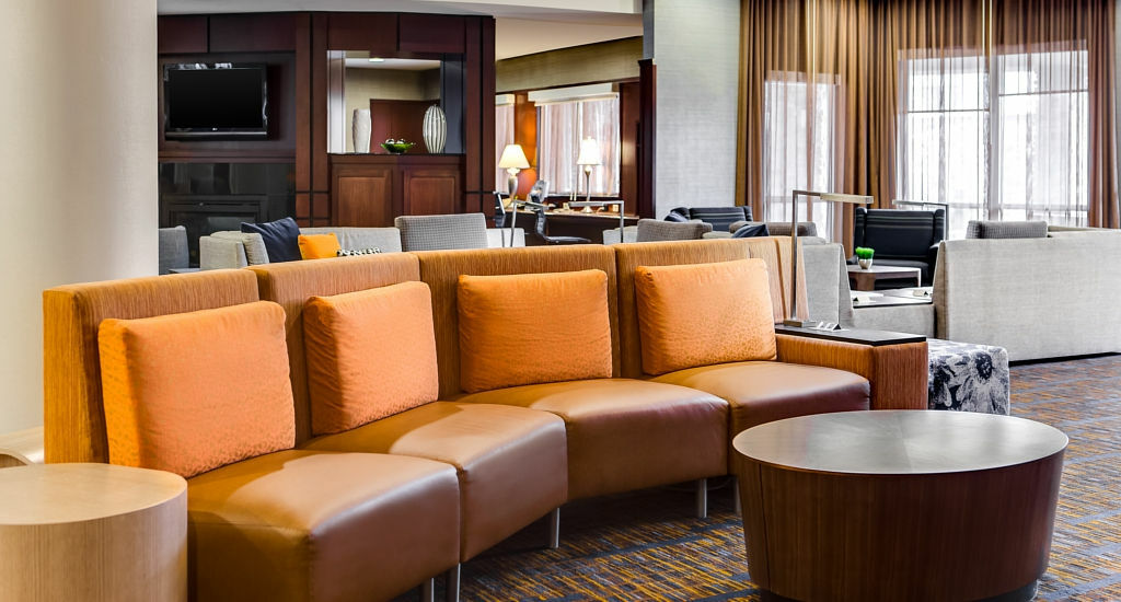 Courtyard Des Moines Ankeny Hotel Exterior foto